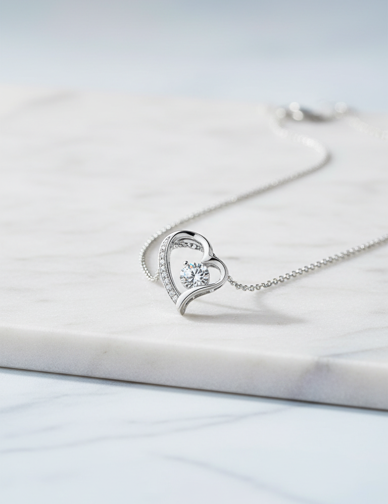 Luxe zilveren hart ketting voor dames met elegante uitstraling van Labellaa